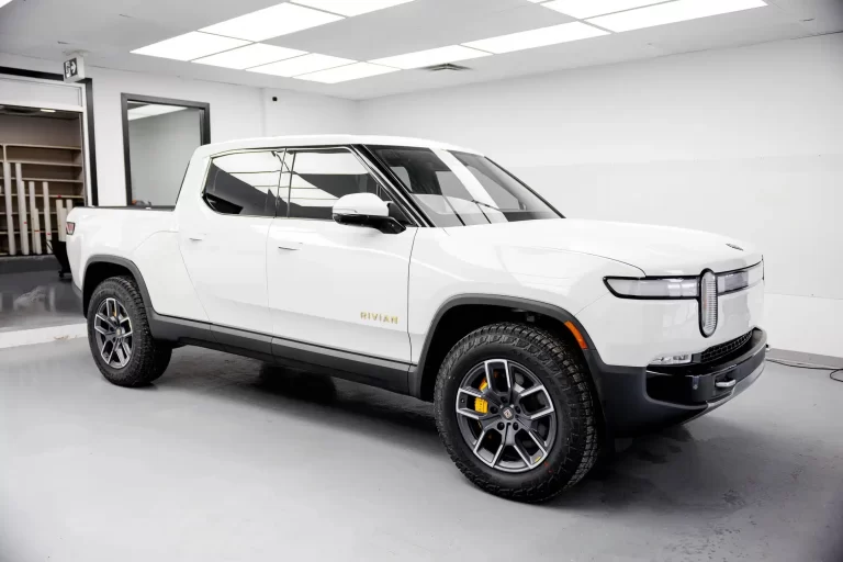 image-my-auto-rivian-clear-ppf12